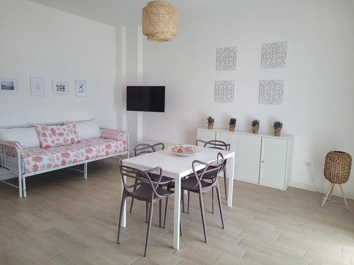 Appartamento Eleni 50M Spiaggia & Shopping Lido Marini Exterior photo